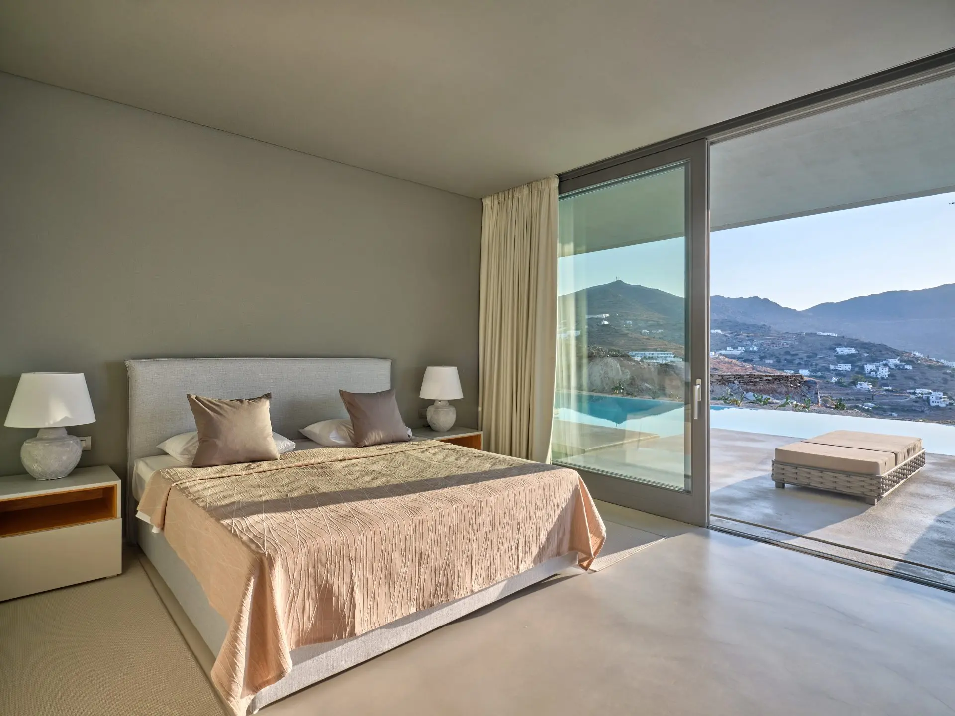 sothebys-greece-azurine-2021-11-22_11-08-39_811885 Azurine – House in Ios