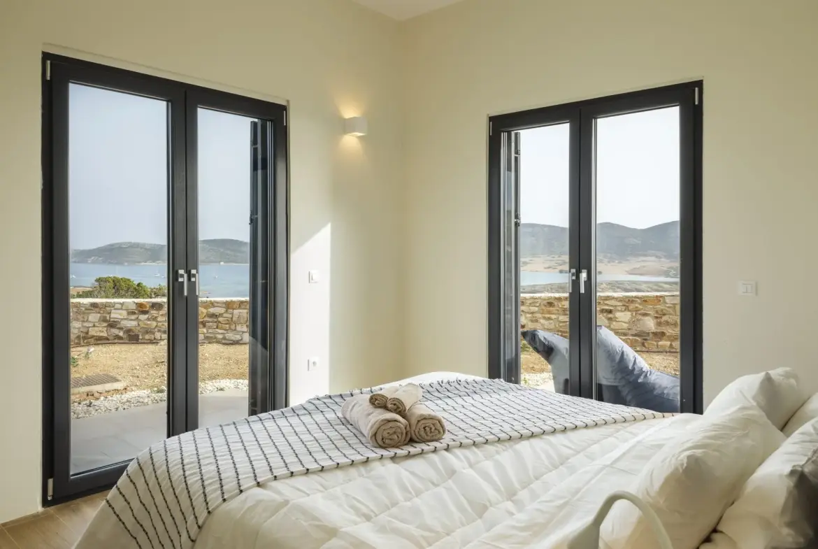 Calma – House in Antiparos