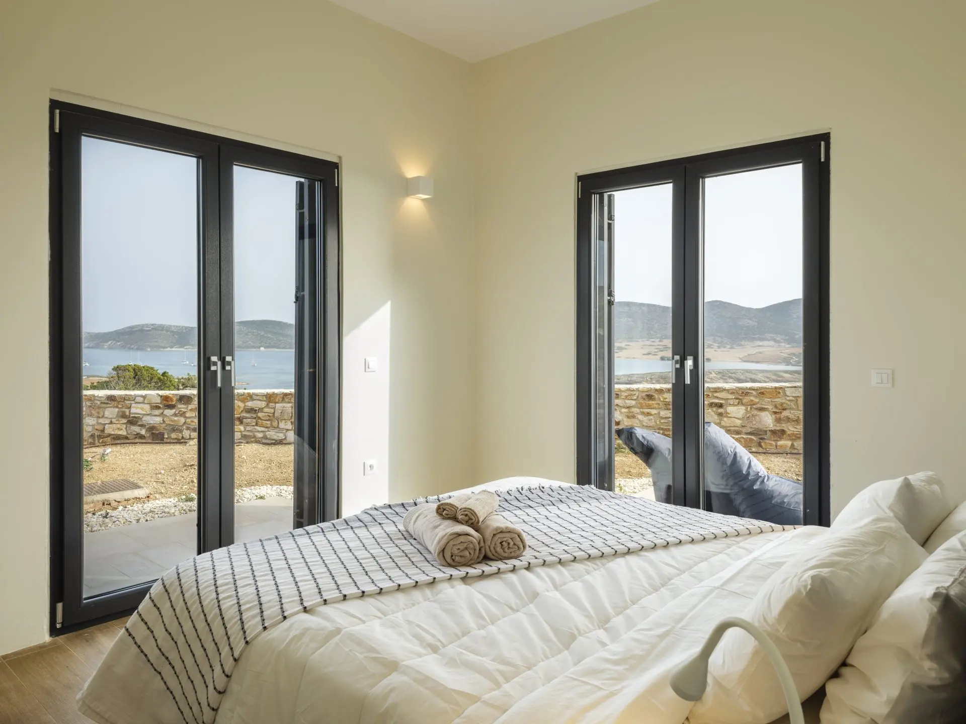 Calma – House in Antiparos