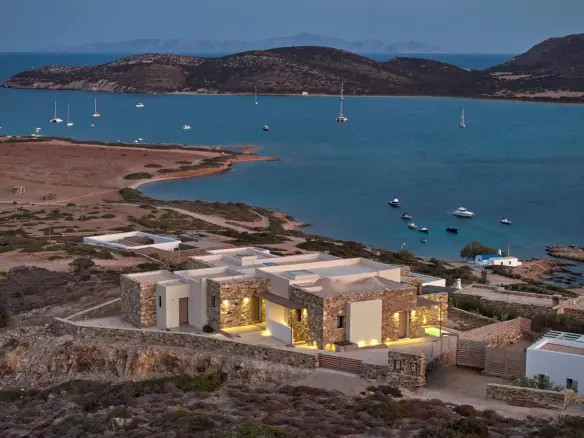 Calma – House in Antiparos