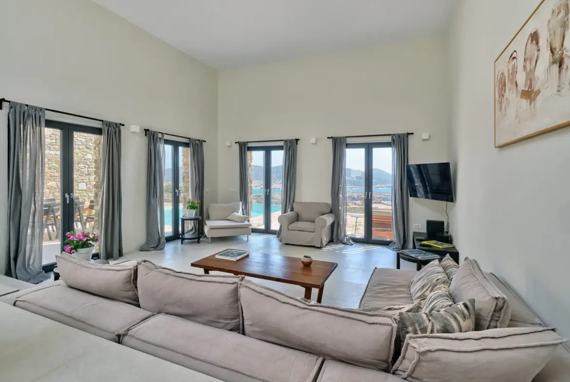 Calma – House in Antiparos