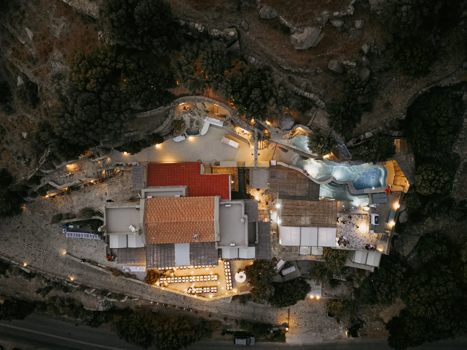 Castello – House with guest house in Andros