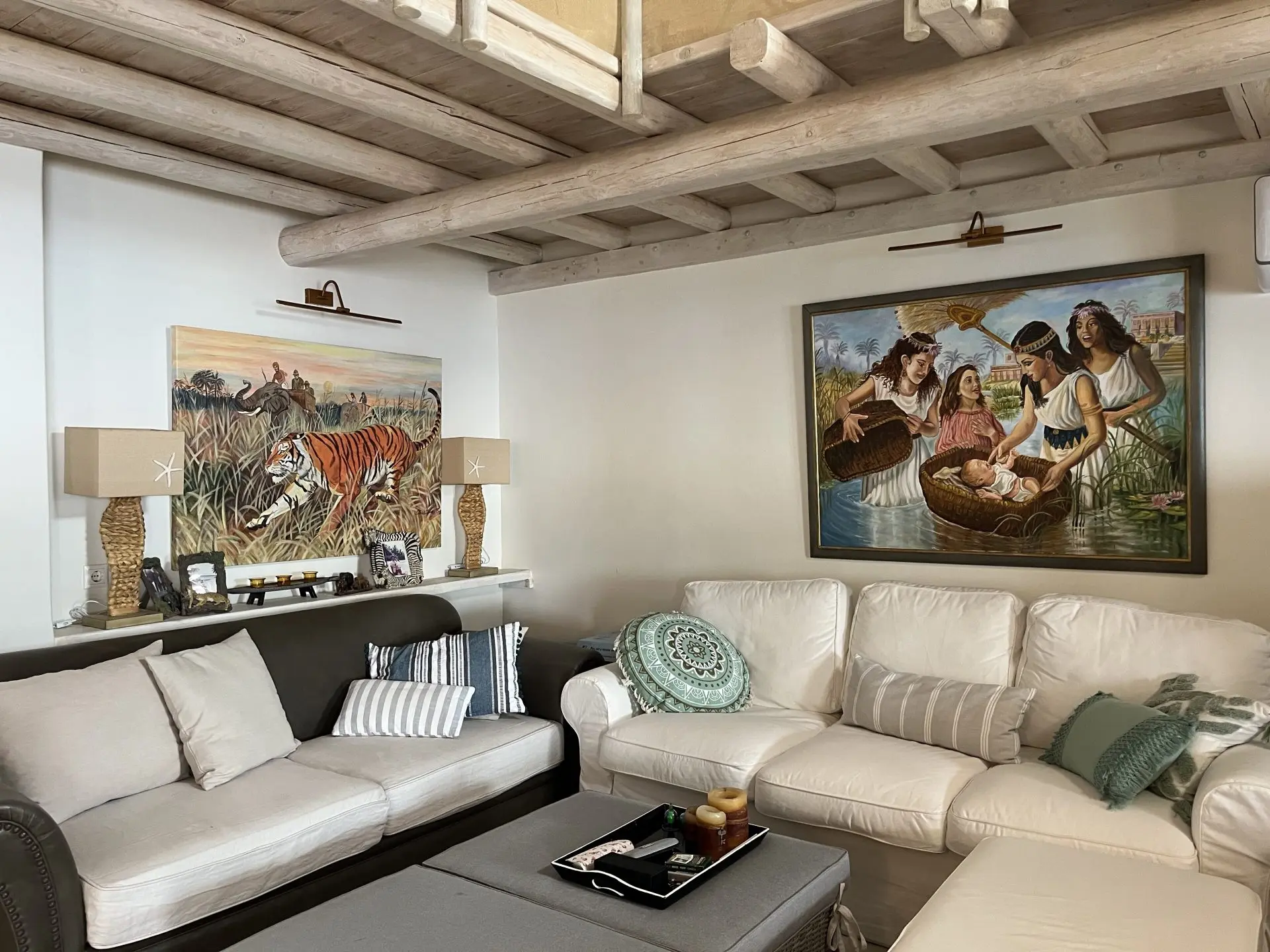 Castello – House with guest house in Andros