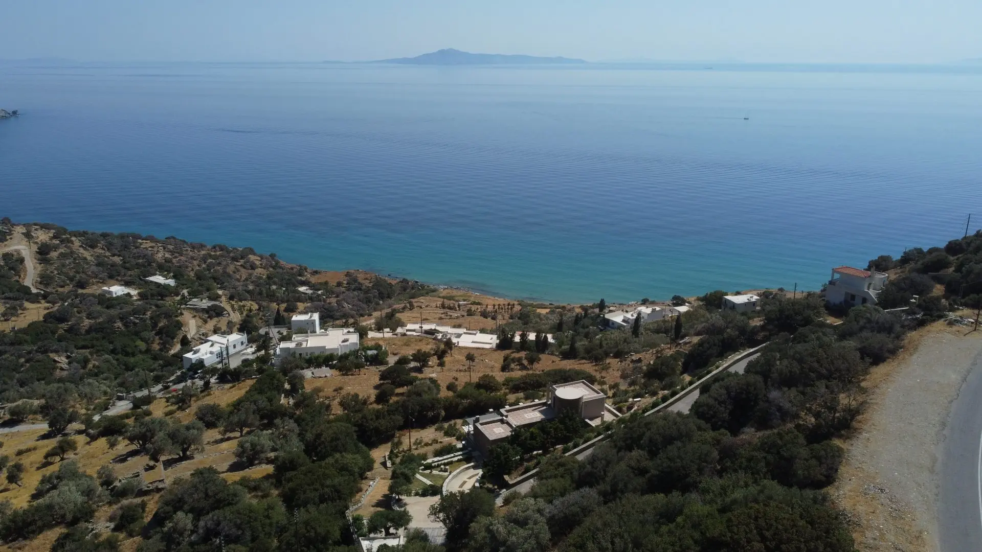 Castello – House with guest house in Andros