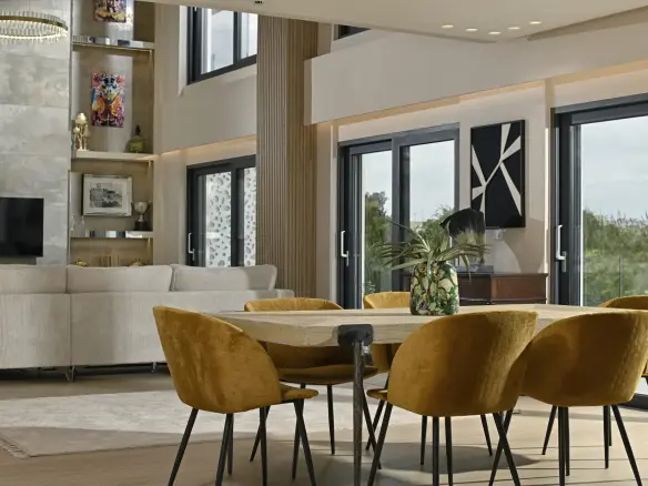 Cavaliere – Apartment in Athens Riviera