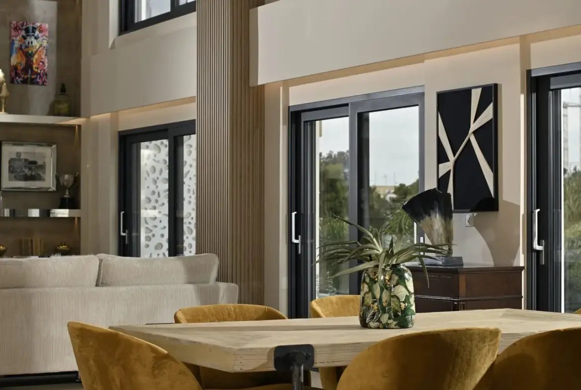 Cavaliere – Apartment in Athens Riviera