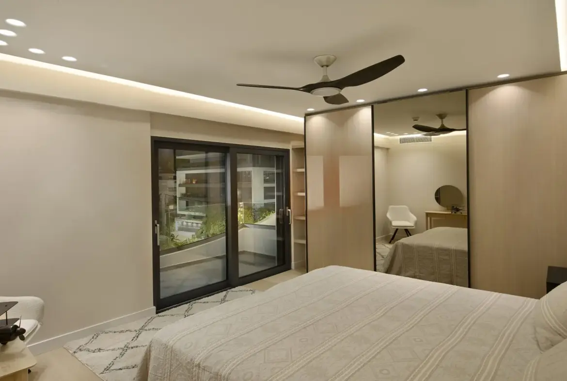 Cavaliere – Apartment in Athens Riviera