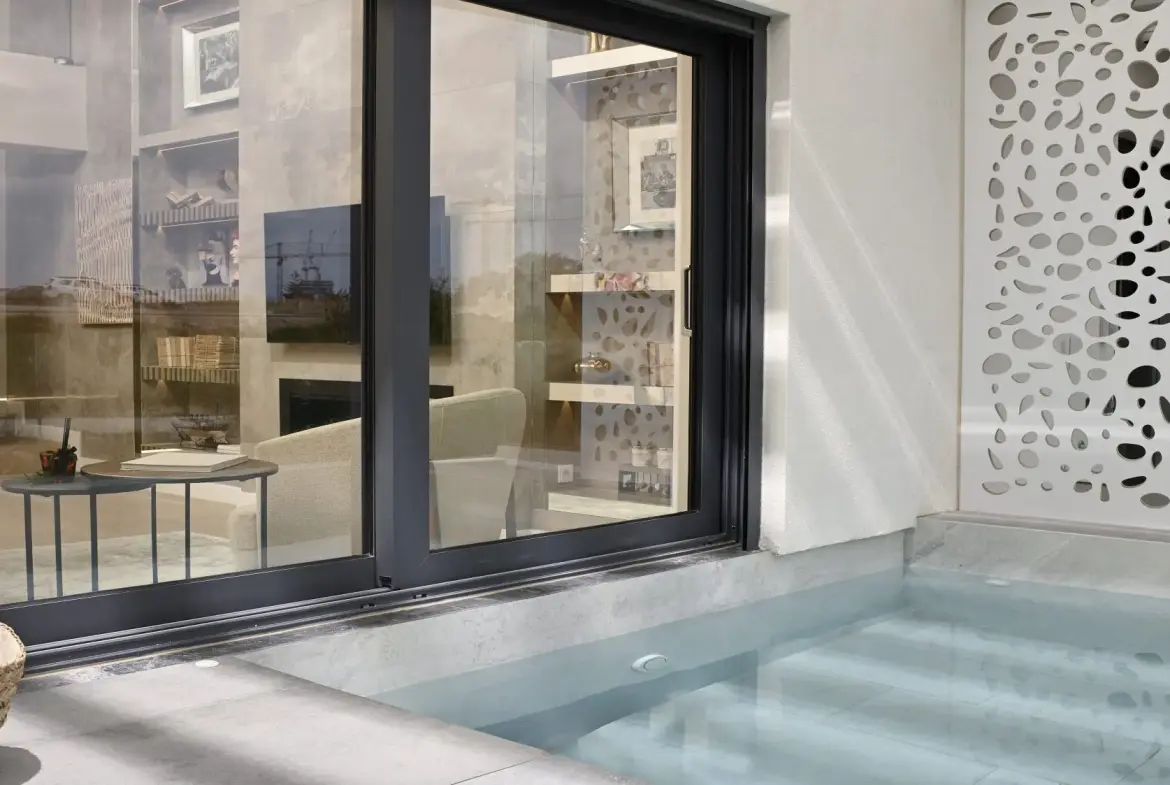 Cavaliere – Apartment in Athens Riviera