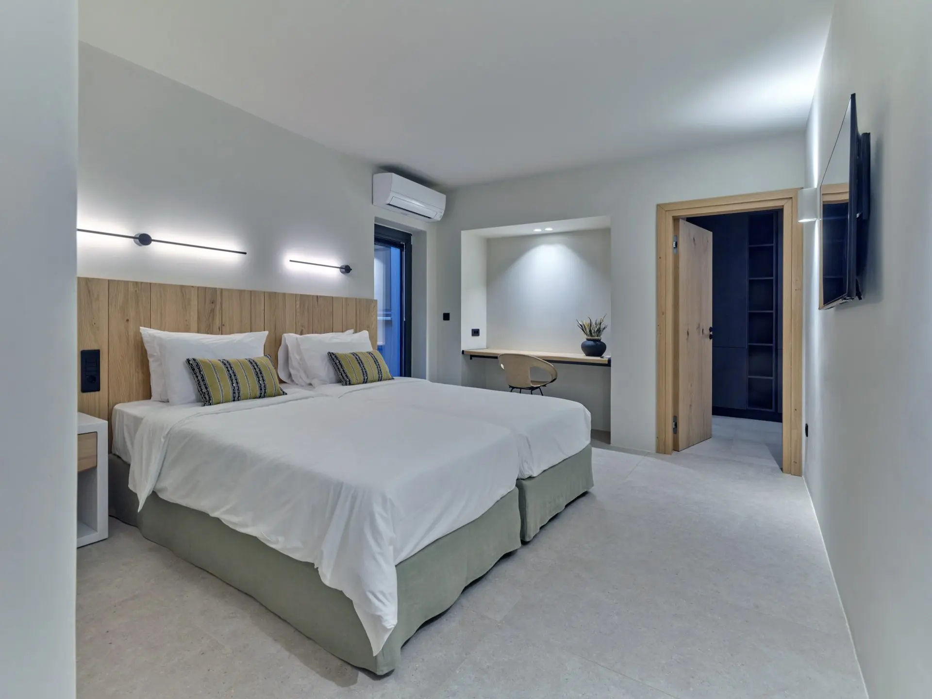 Maia – House in Andros