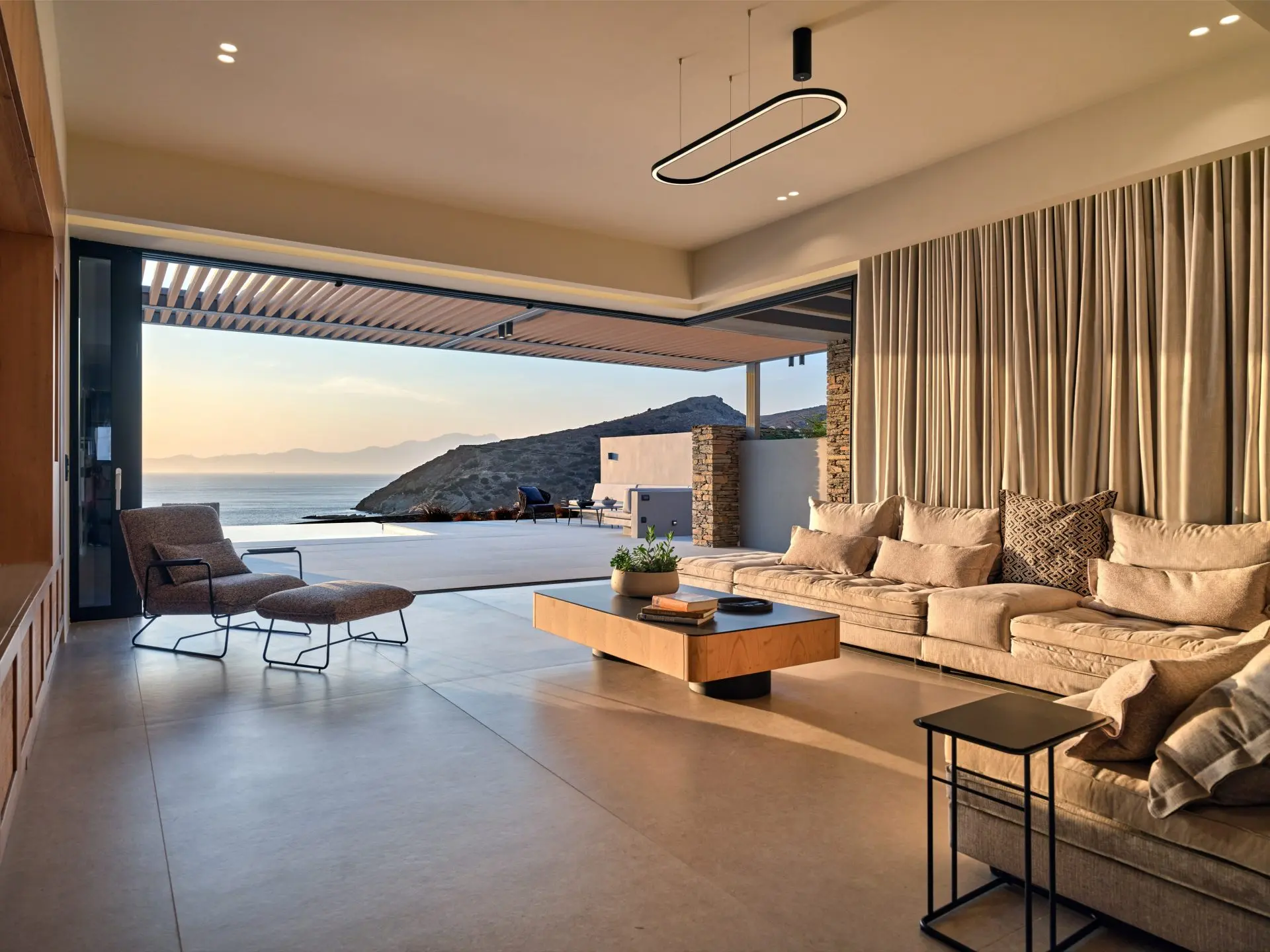 Maia – House in Andros