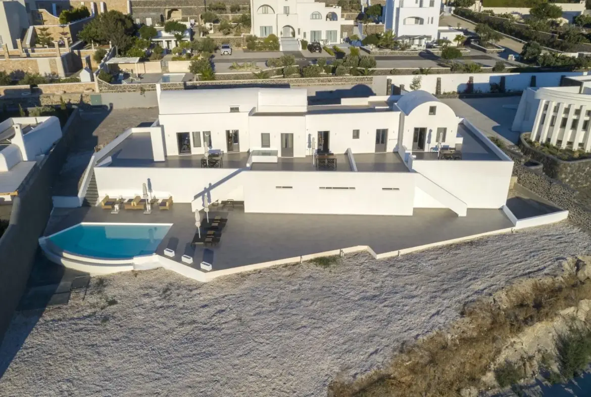 Crystal – House in Santorini
