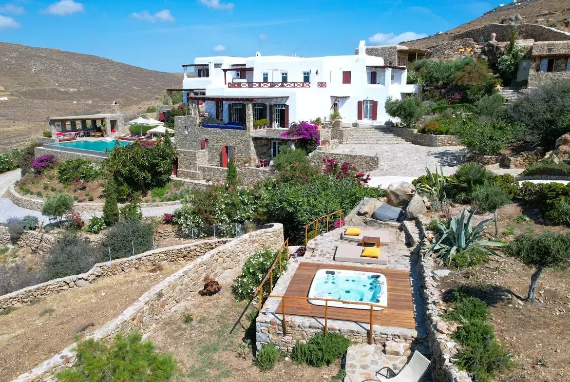 Dahlia – House in Mykonos