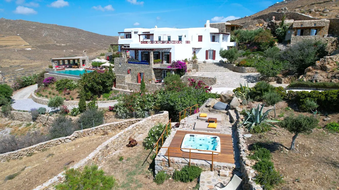Dahlia – House in Mykonos