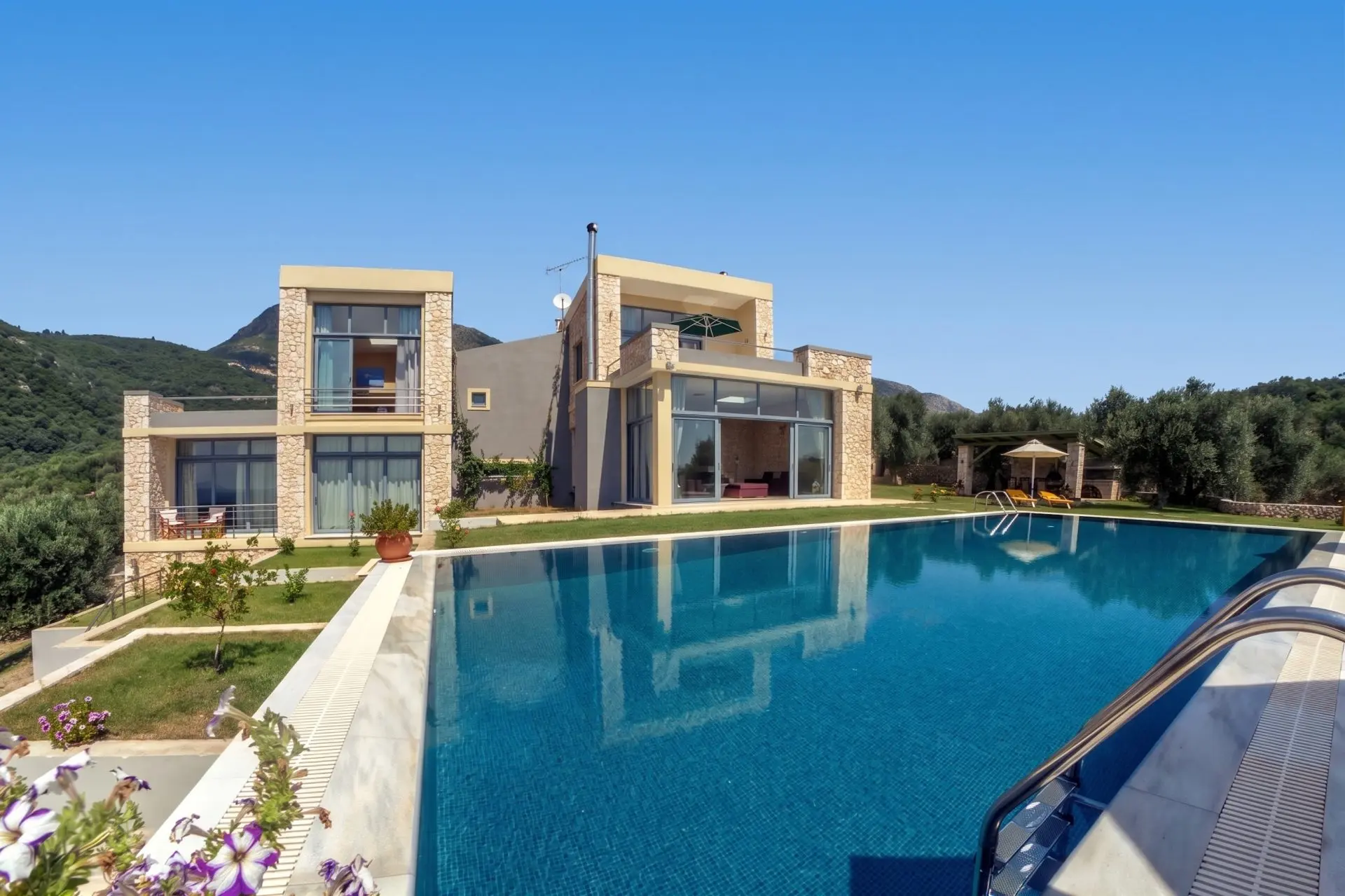 Dreaming Sun – House in Corfu