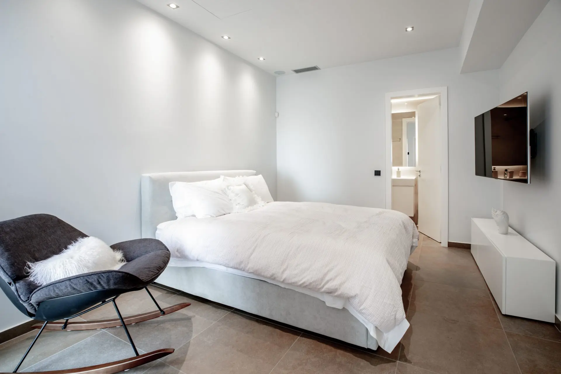 Riviera Crown – House in Glyfada