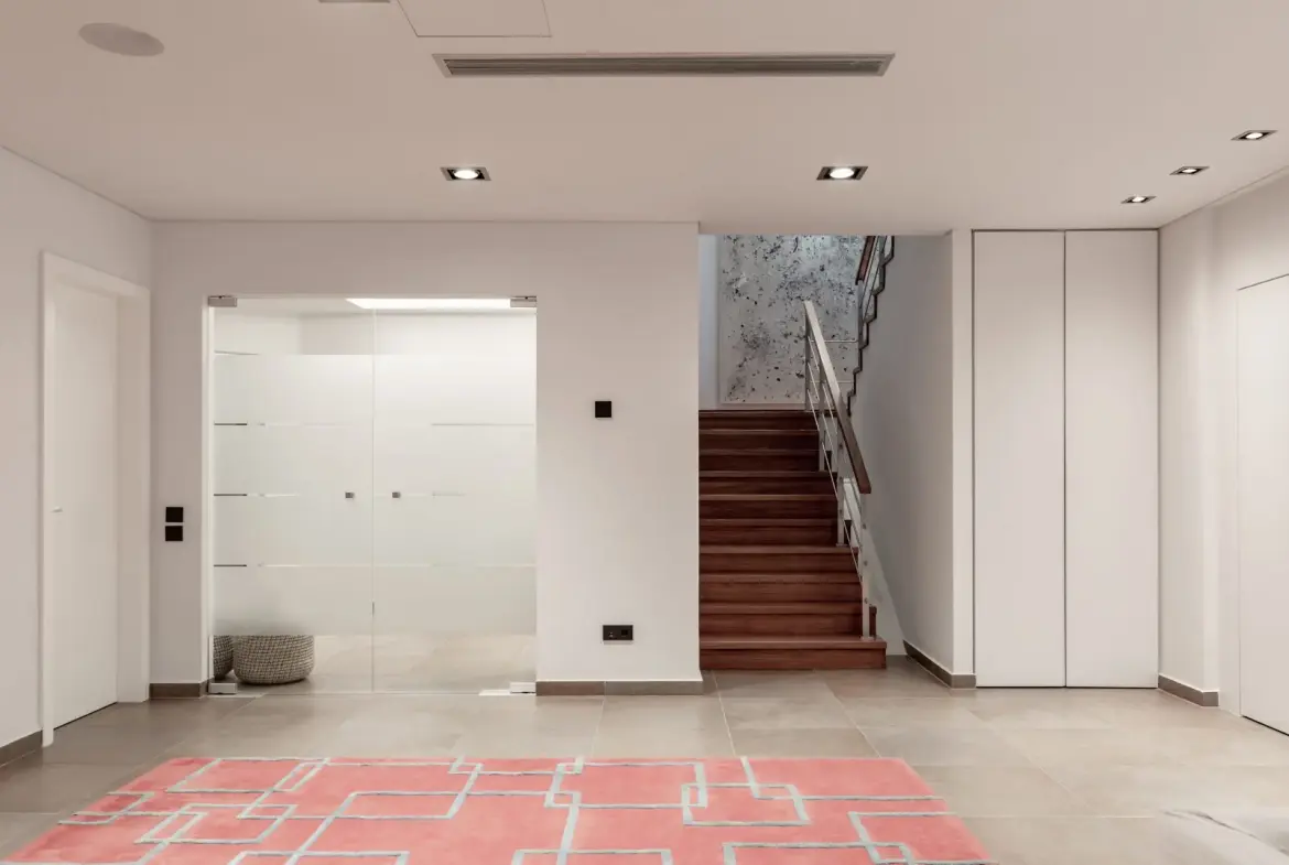 Riviera Crown – House in Glyfada