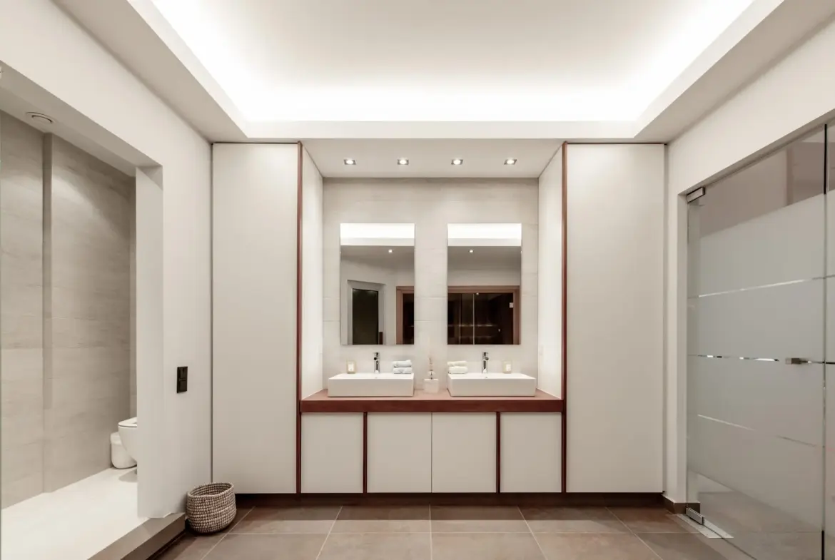 Riviera Crown – House in Glyfada