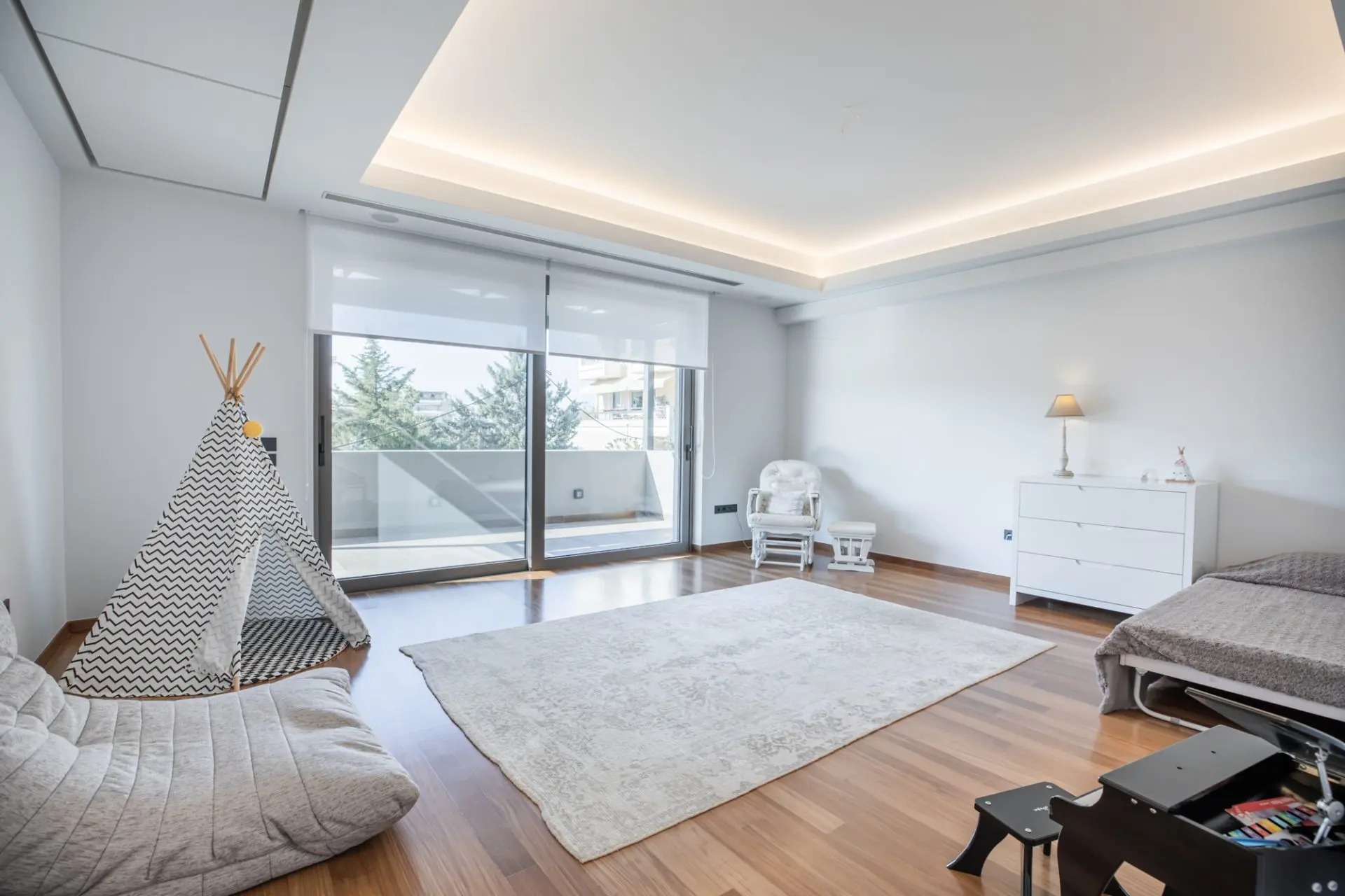 Riviera Crown – House in Glyfada