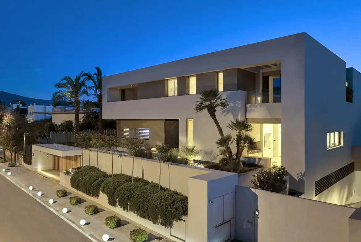 Elite Oasis – House in Athens