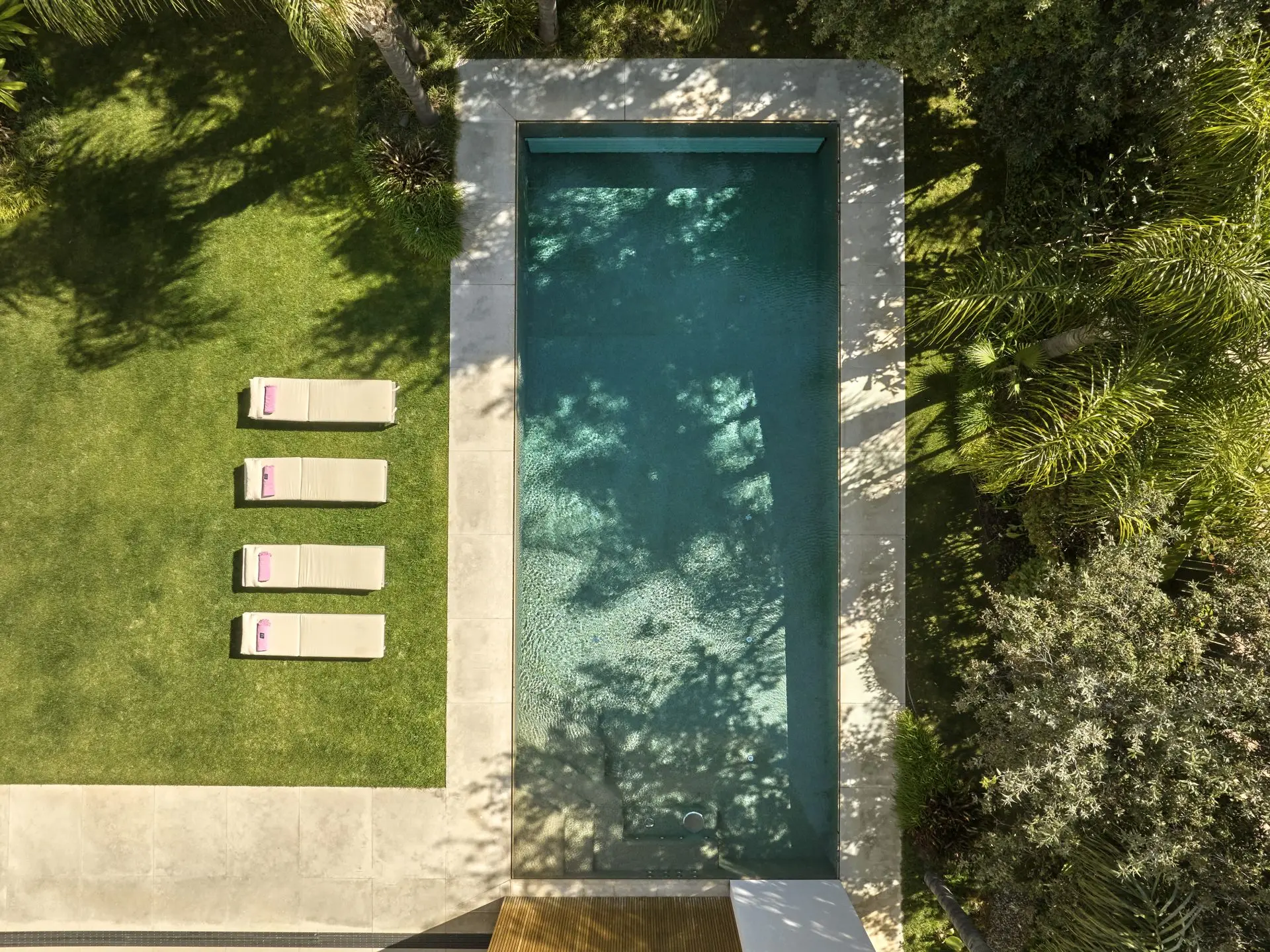 Elite Oasis – House in Athens