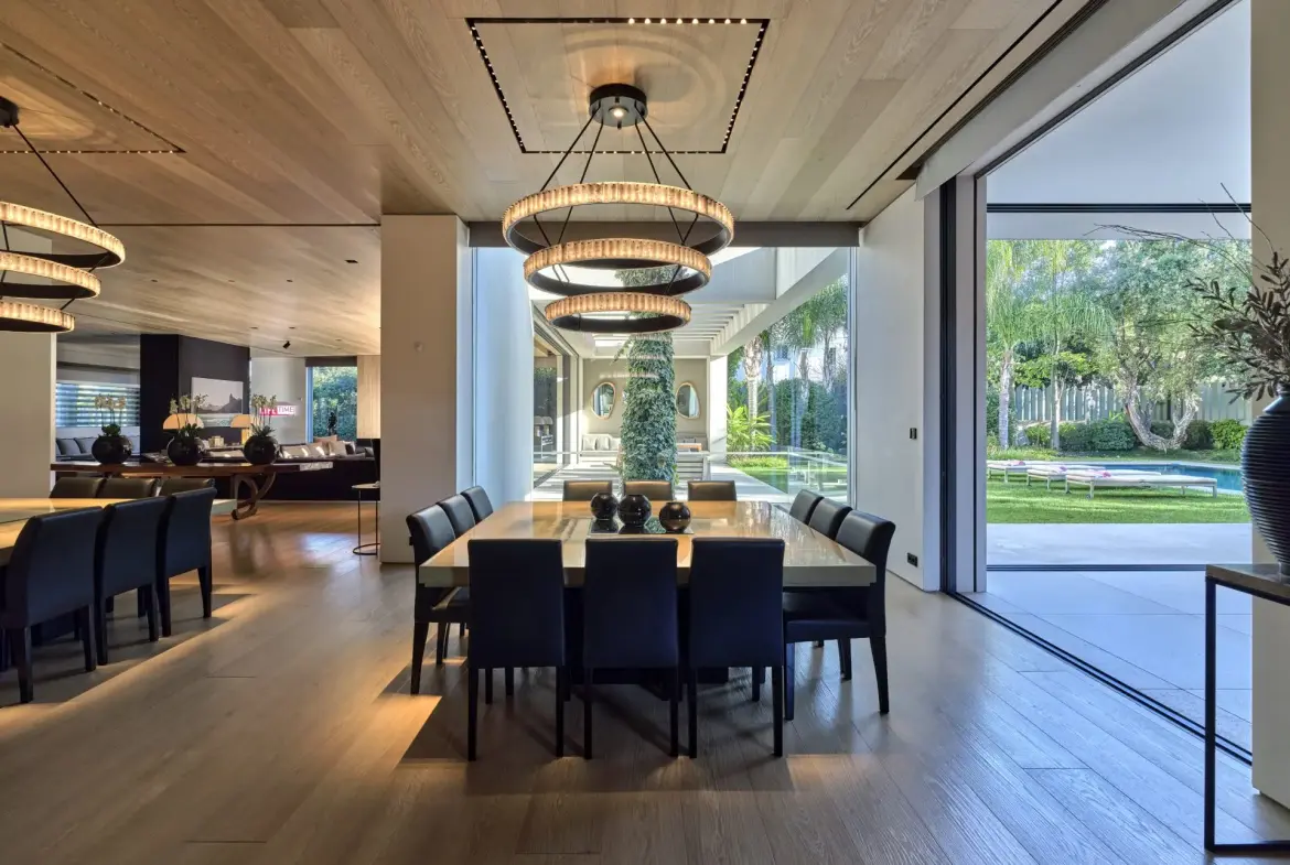 Elite Oasis – House in Athens