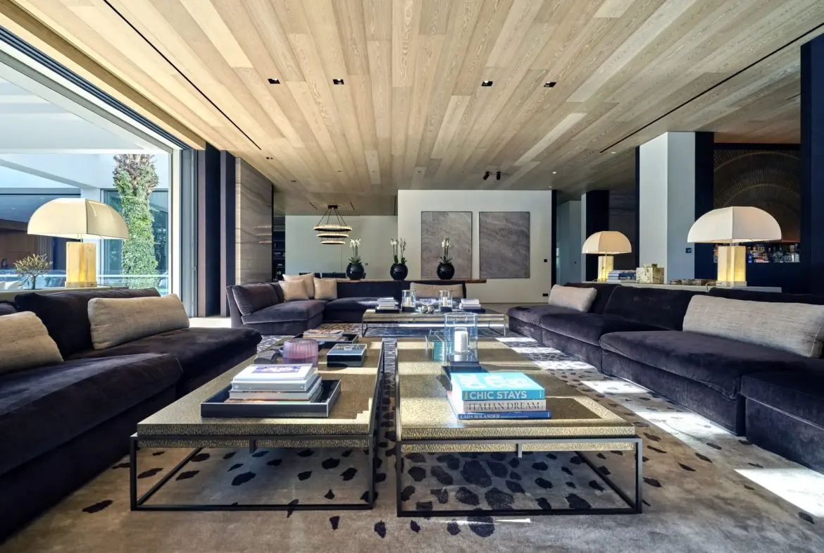 Elite Oasis – House in Athens