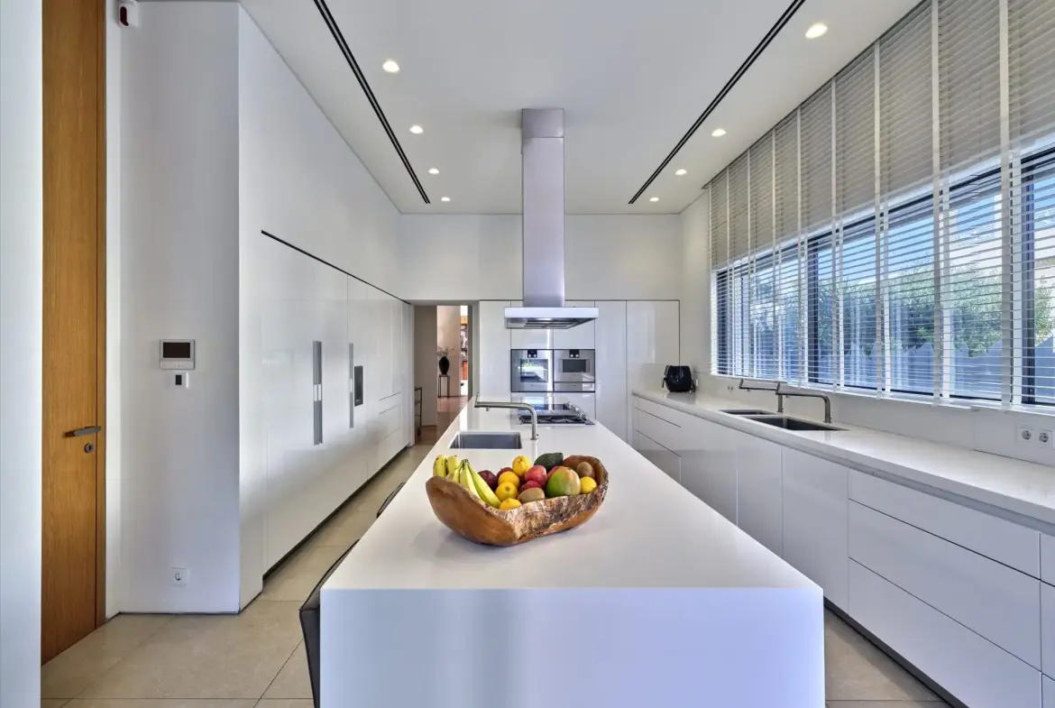 Elite Oasis – House in Athens