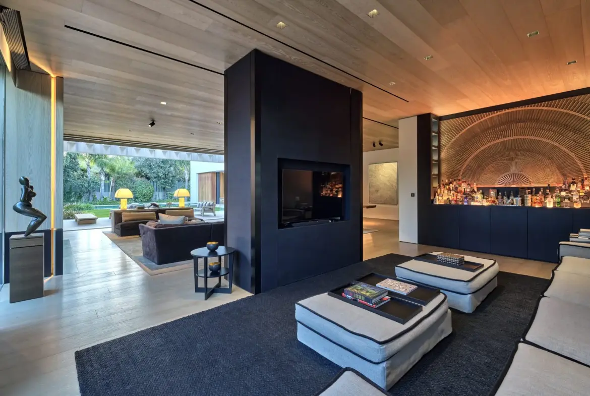 Elite Oasis – House in Athens