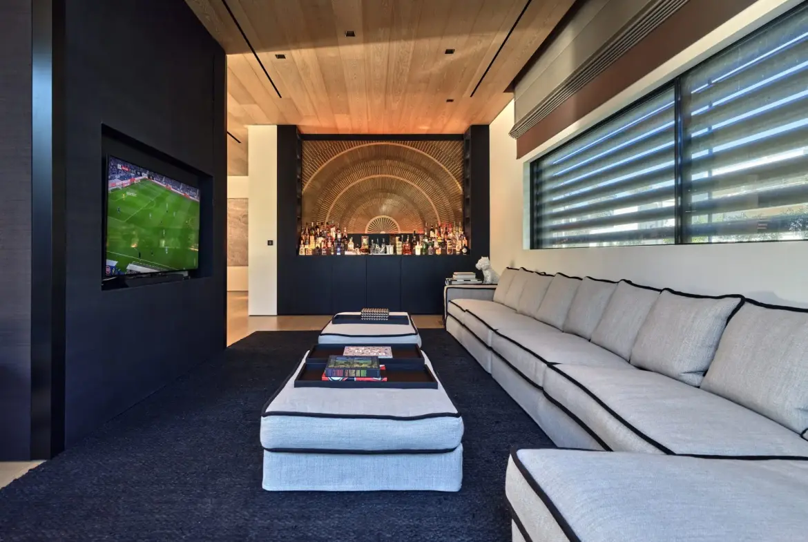Elite Oasis – House in Athens