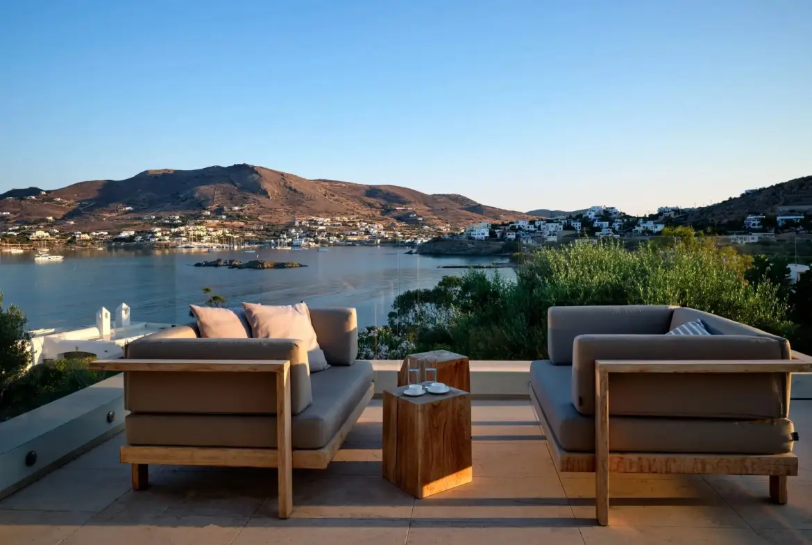 Eloise – House in Syros
