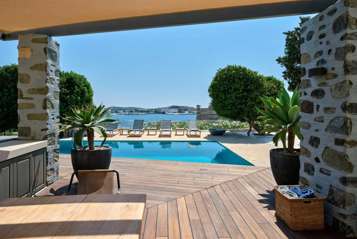 Eloise – House in Syros
