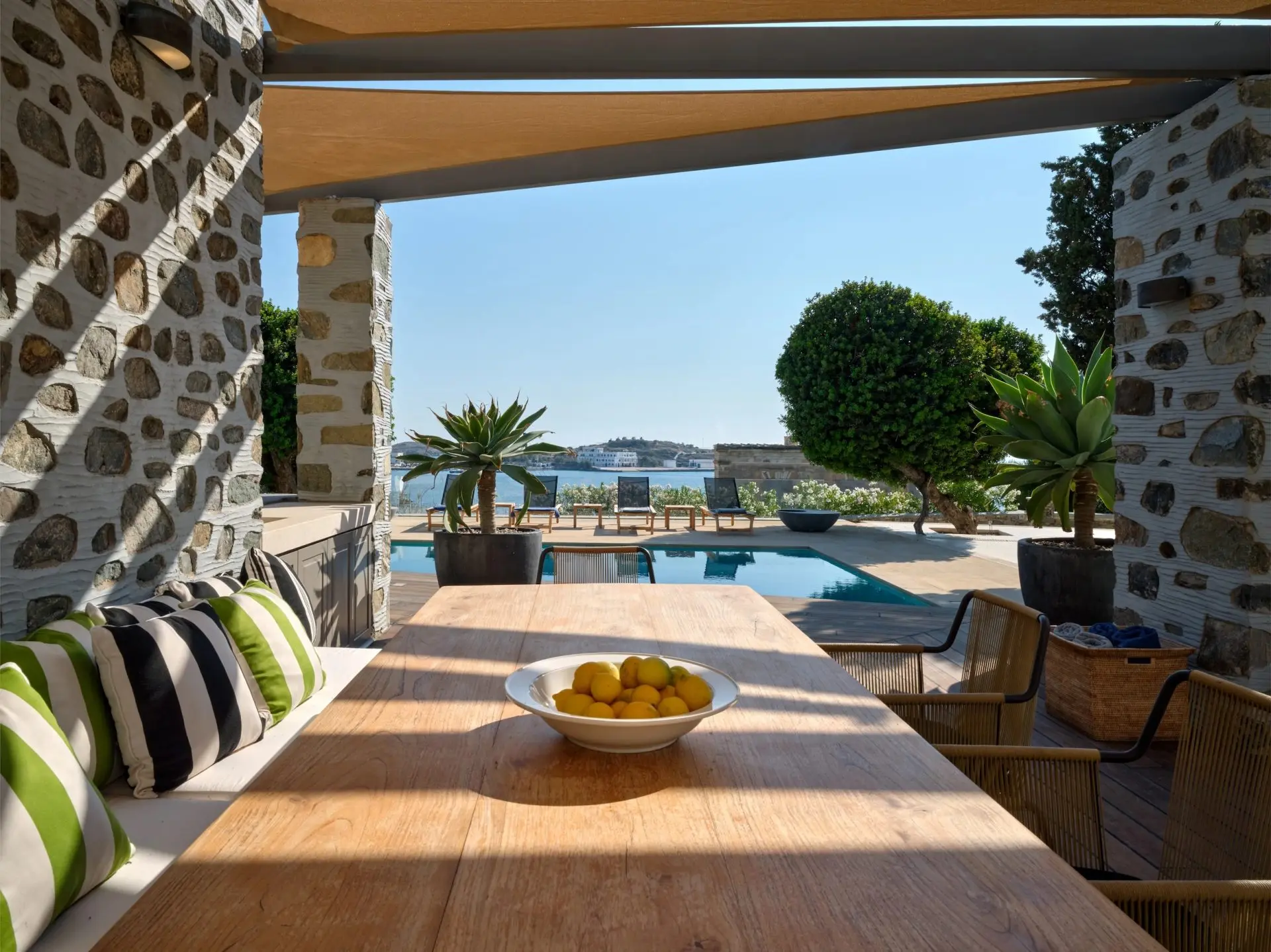 Eloise – House in Syros