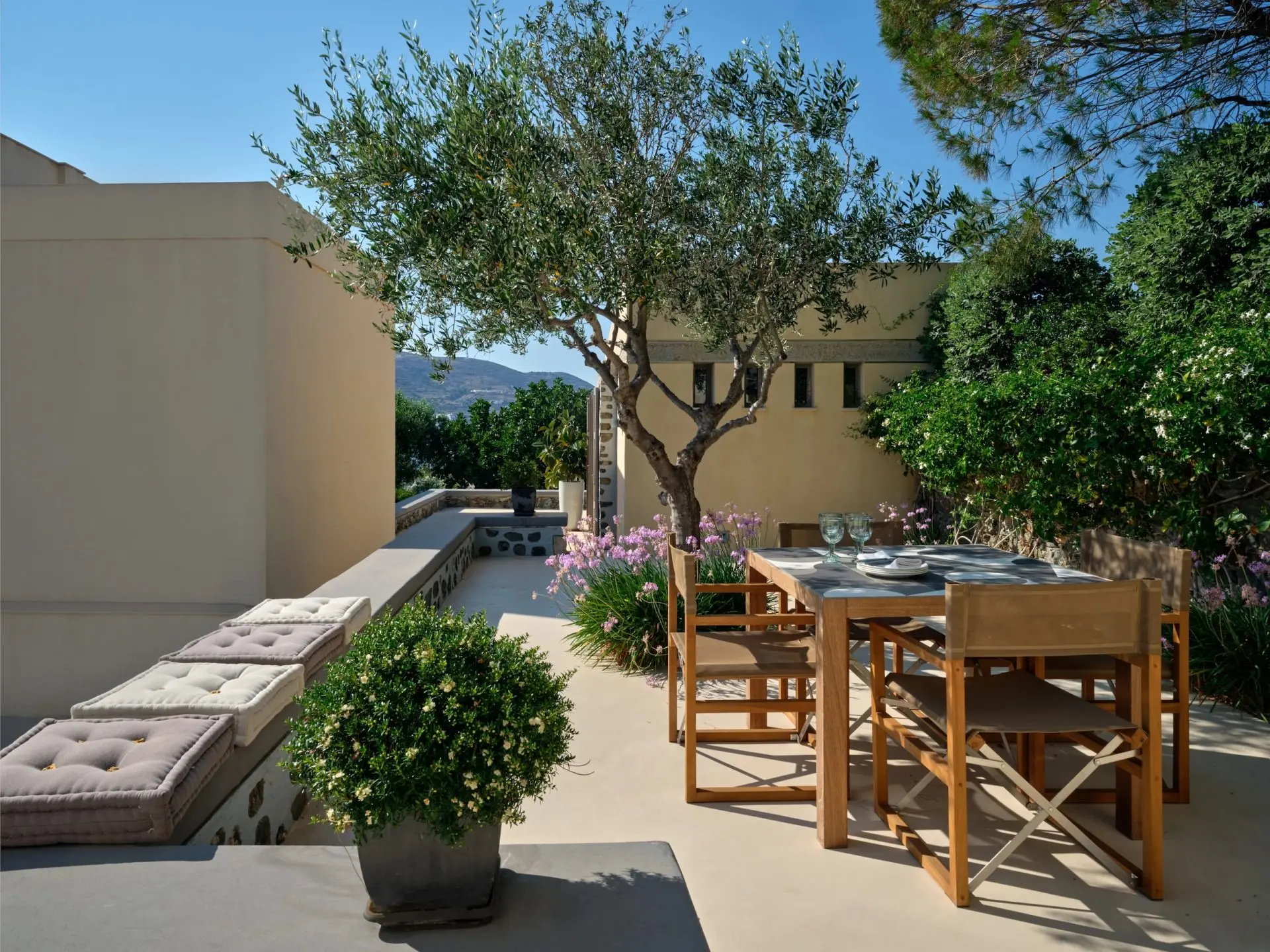 Eloise – House in Syros