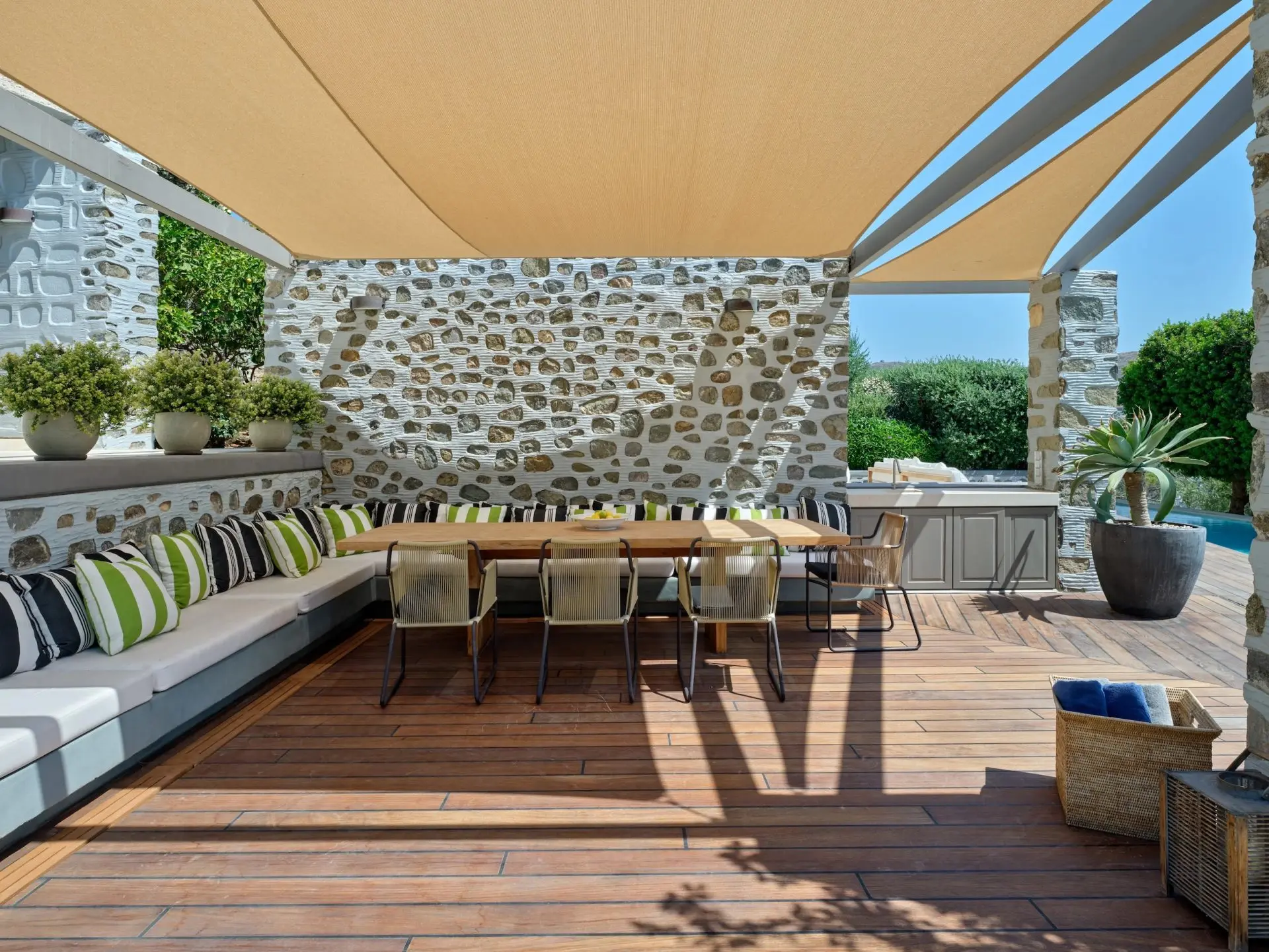Eloise – House in Syros