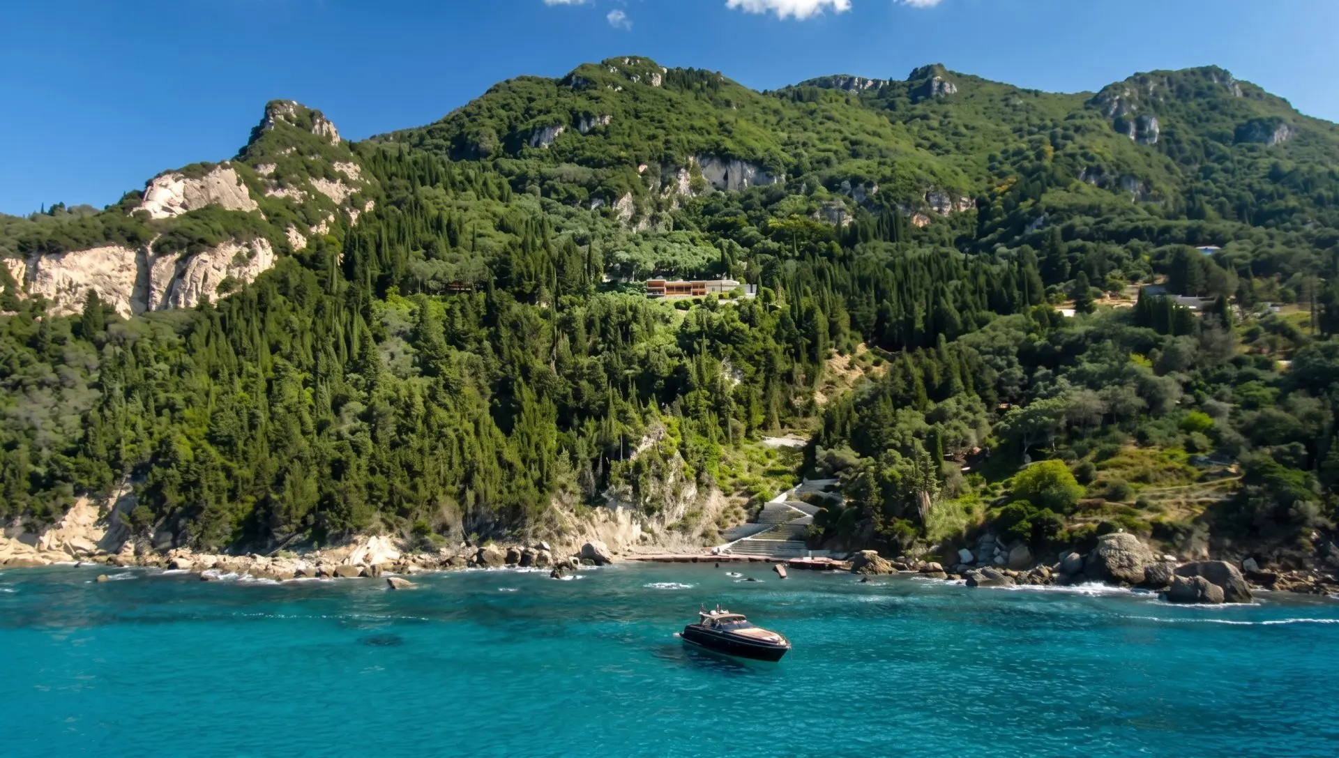 Esperos Estate – House with guest house in Corfu