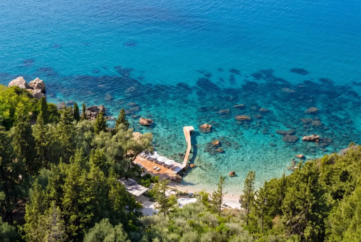 Esperos Estate – House with guest house in Corfu