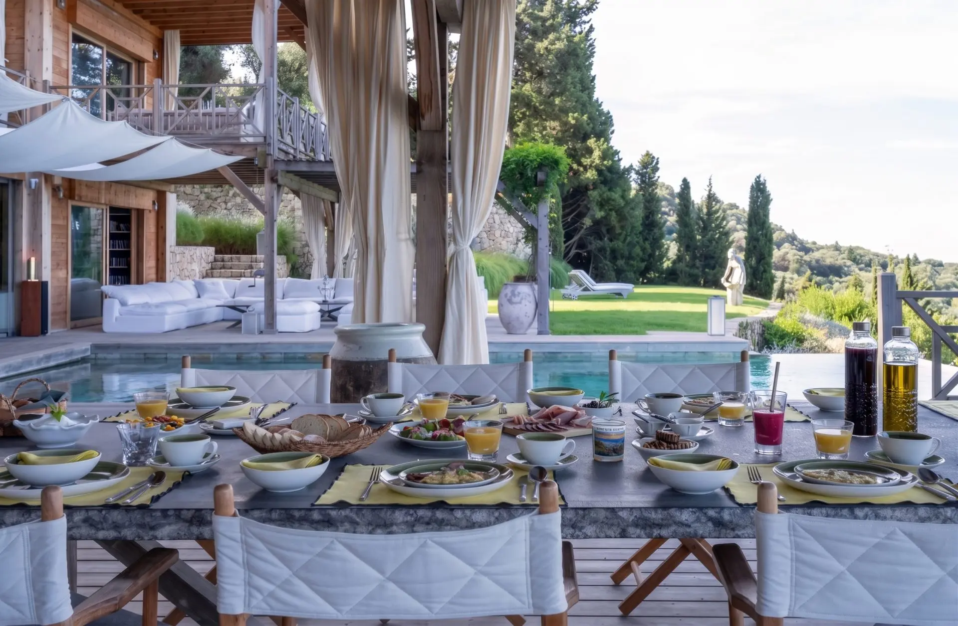 Esperos Estate – House with guest house in Corfu