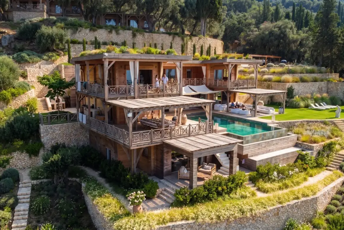 Esperos Estate – House with guest house in Corfu