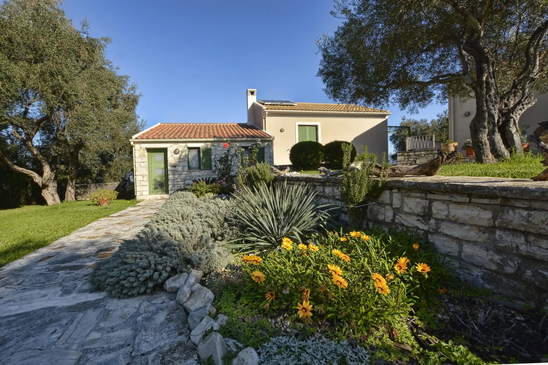 Eurybia – House in Corfu