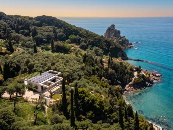 Evadne – House in Corfu