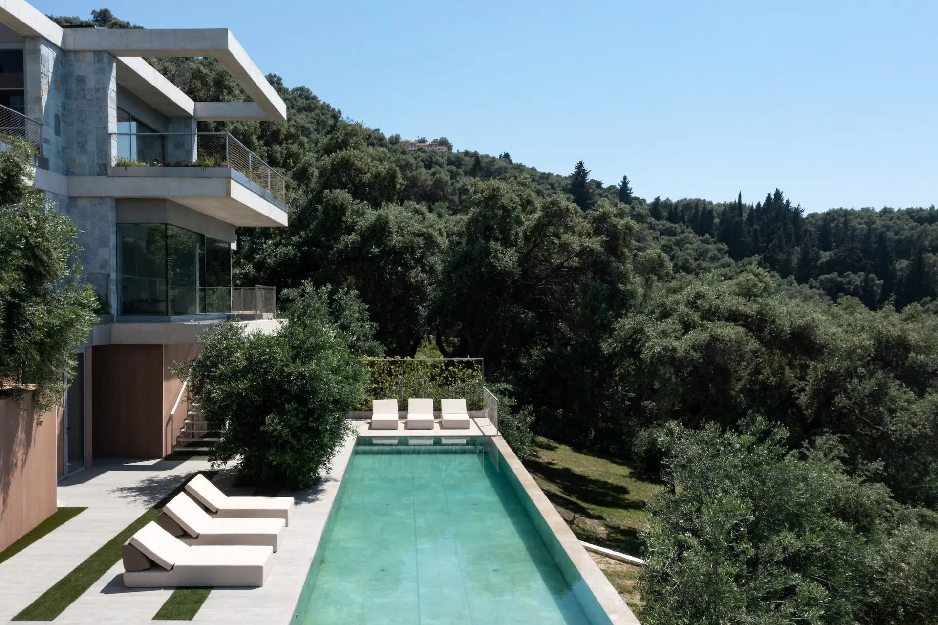 Evadne – House in Corfu