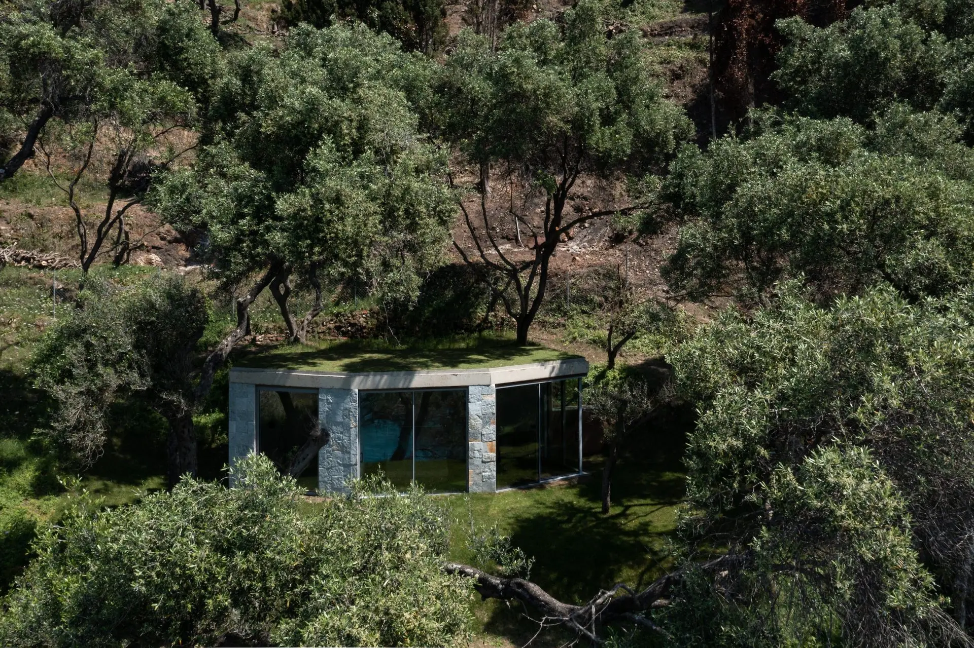 Evadne – House in Corfu