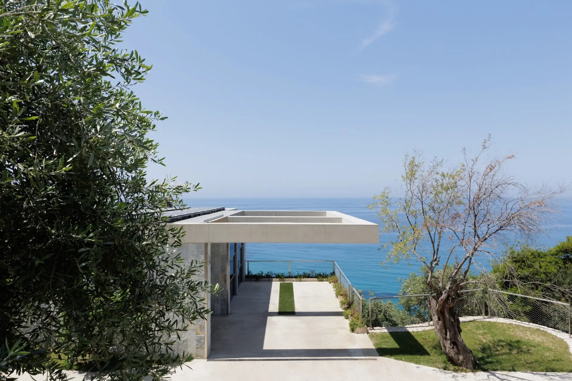 Evadne – House in Corfu