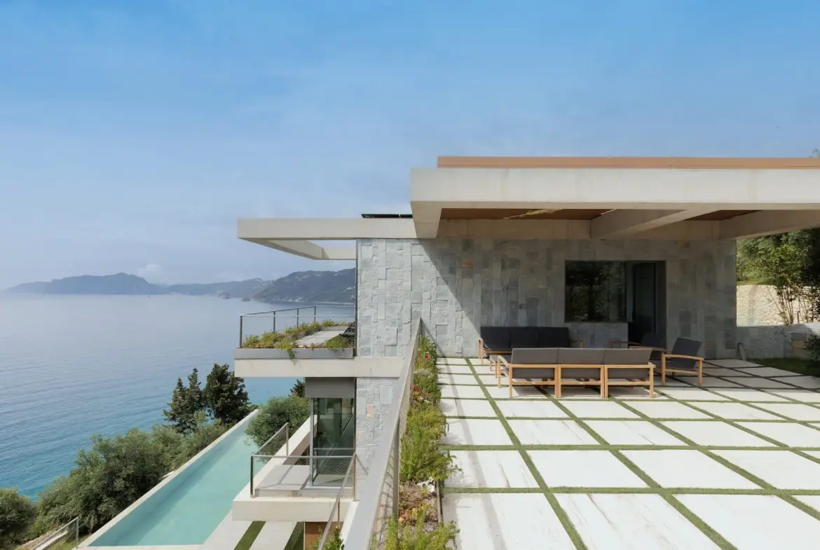 Evadne – House in Corfu