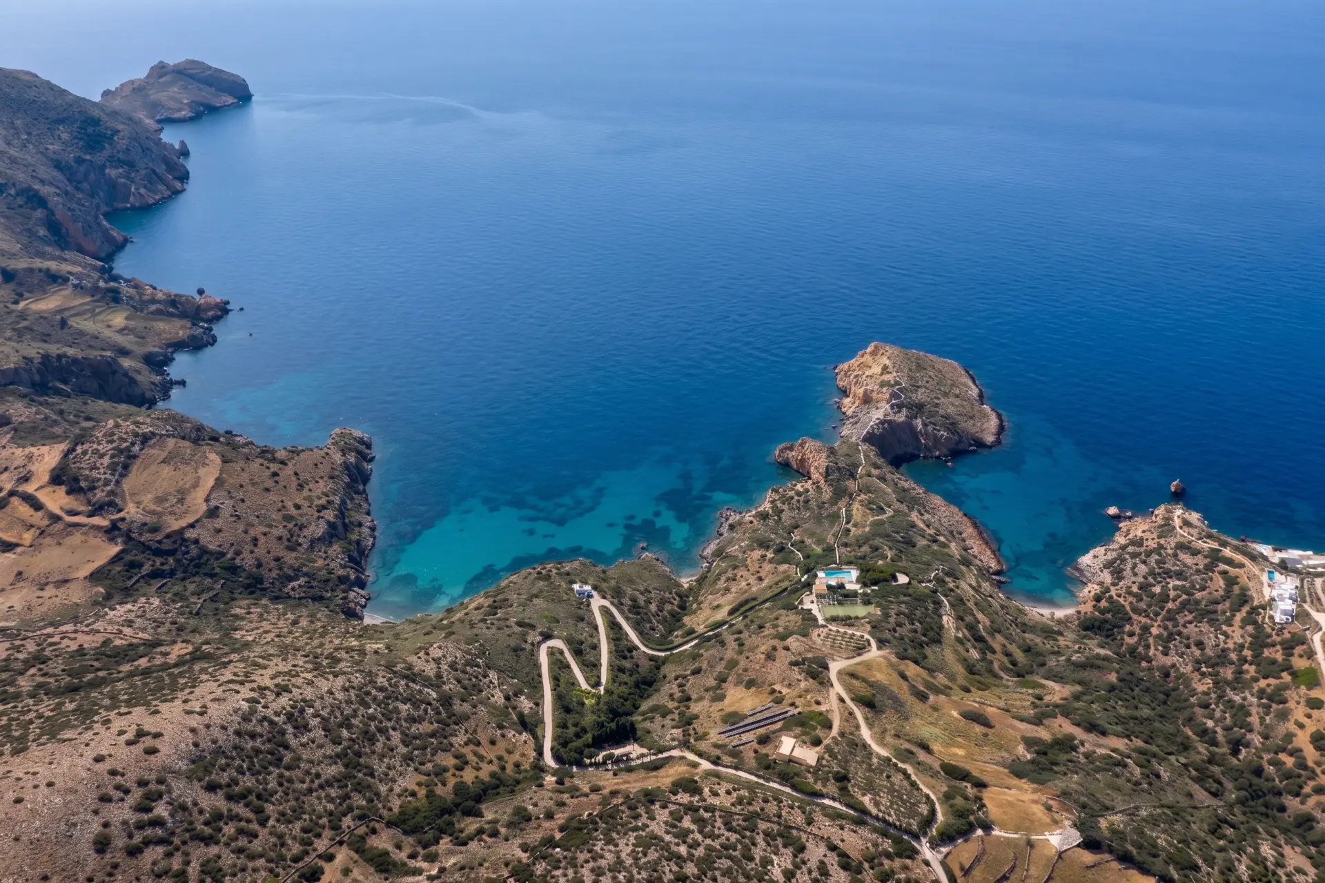 Golden Peninsula – House in Syros