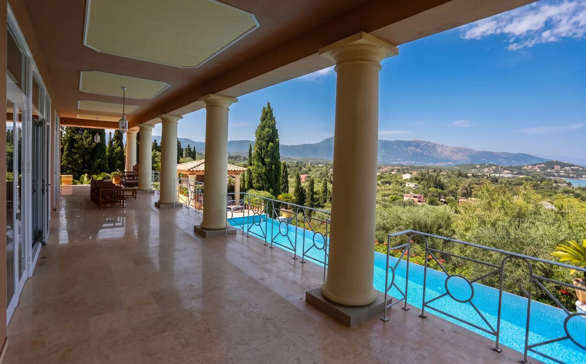 Grace – House in Corfu