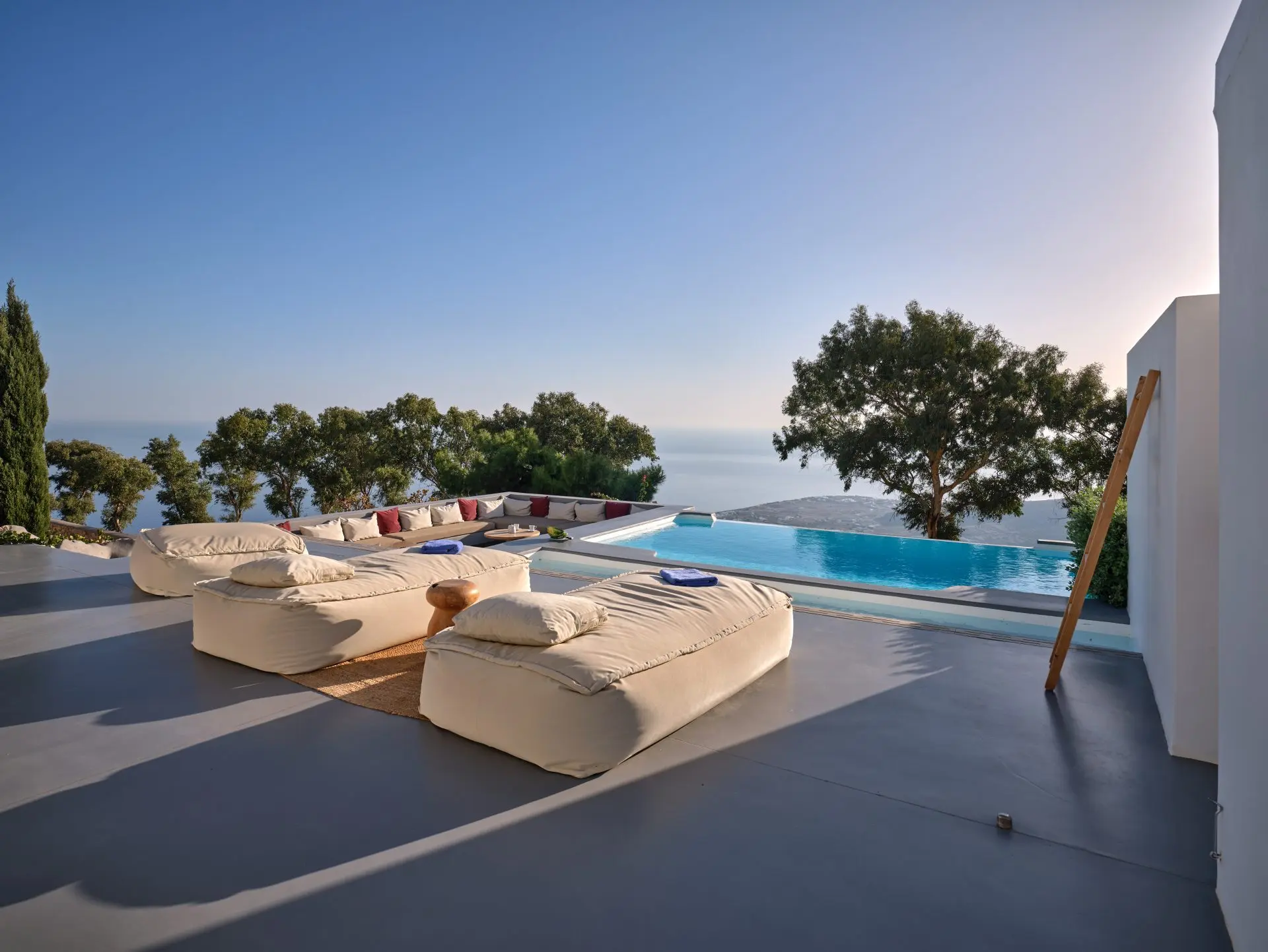 Harpa Estate – House in Santorini