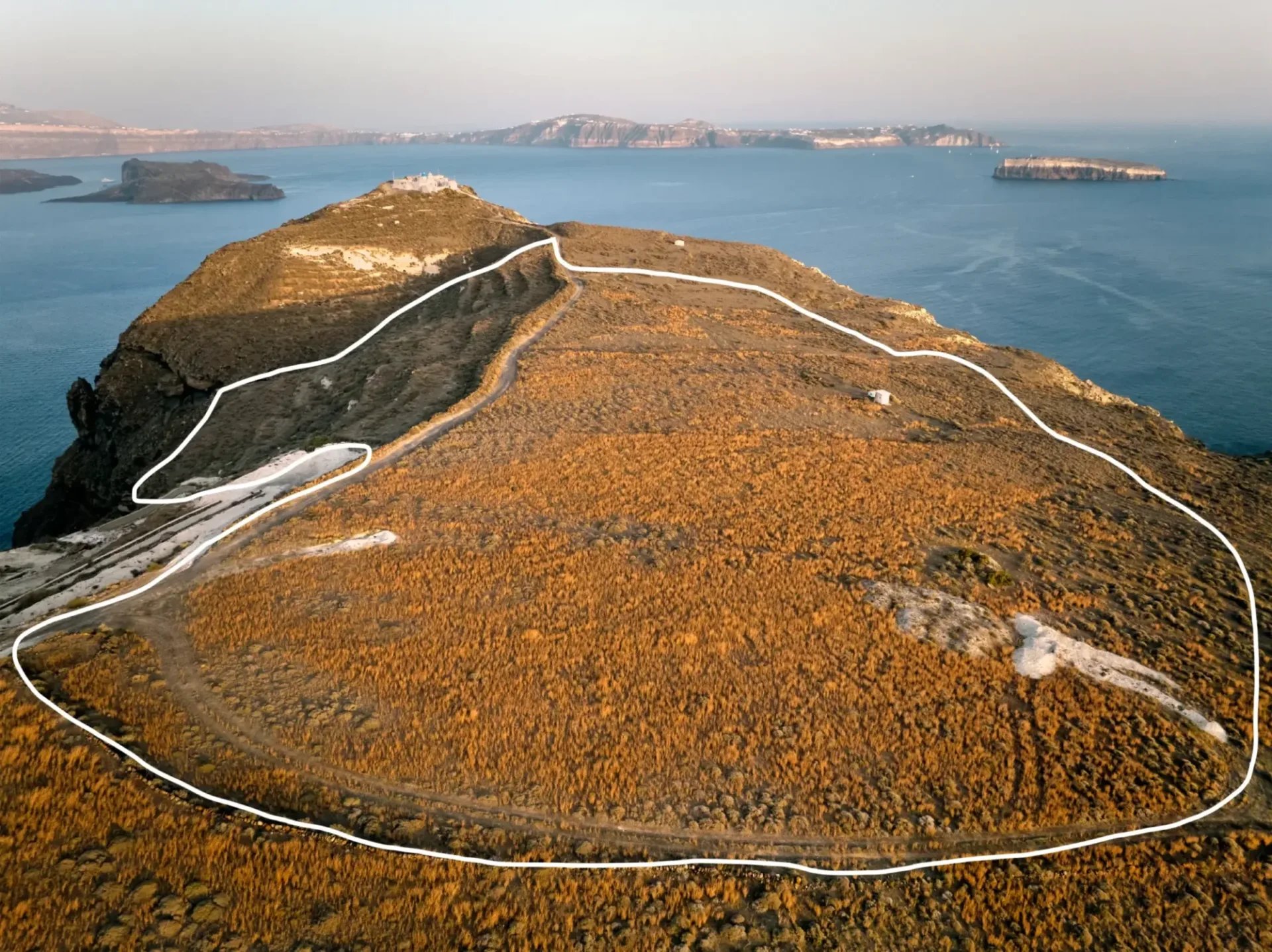 Helios Heights – Land in Santorini