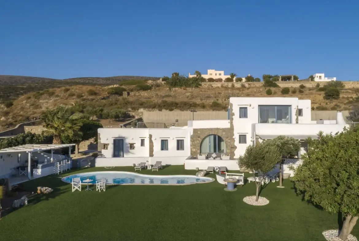 Ianos – House in Paros