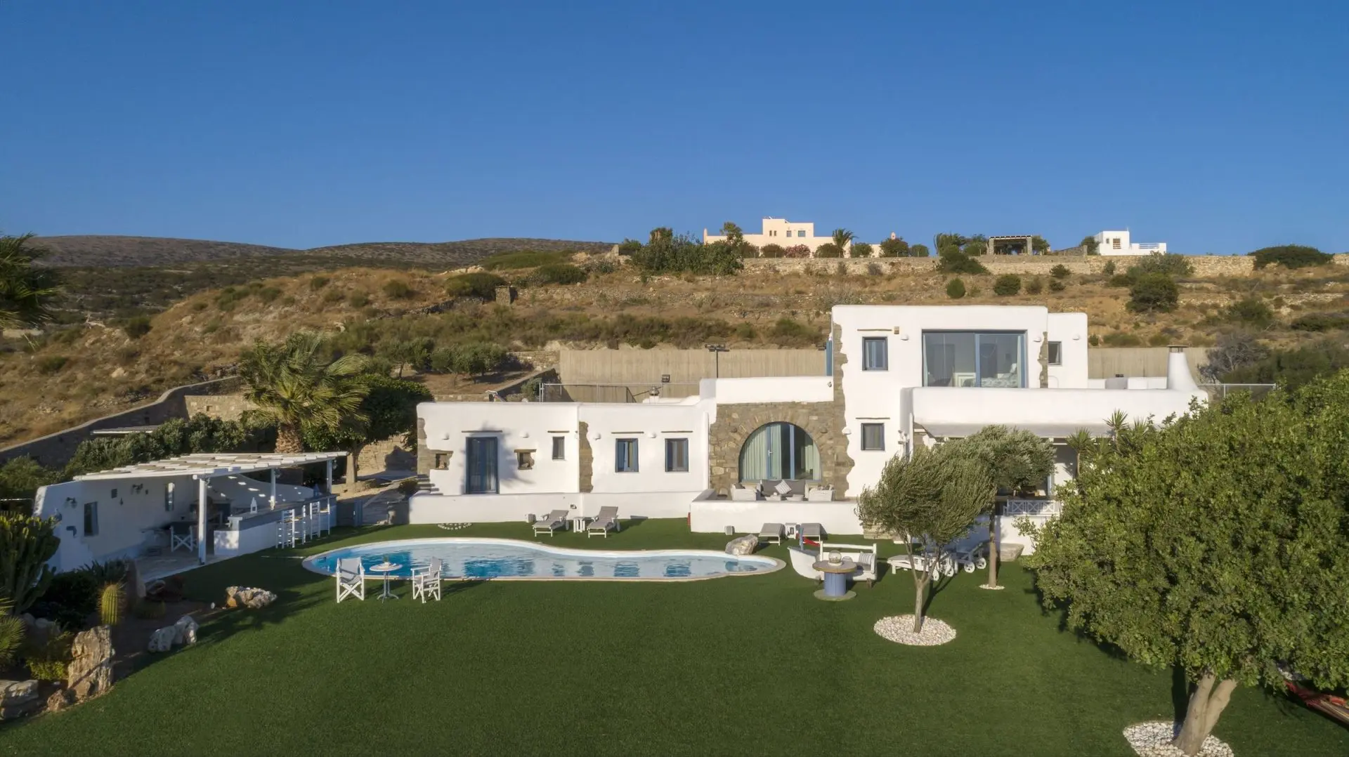 sothebys-greece-ianos-2020-12-07_18-01-38_165223 Ianos – House in Paros